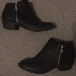 Unionbay booties